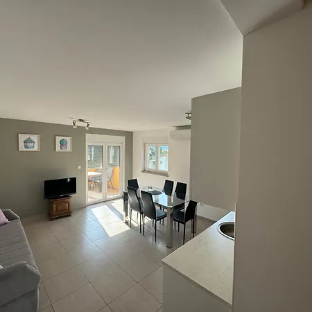 Sbay - Apartma 3 Apartment